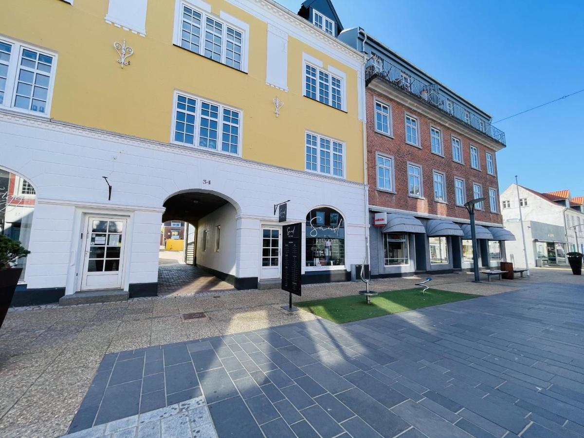 Aday - Charming Apartment In The Pedestrian Street Of Frederikshavn Zewnętrze zdjęcie